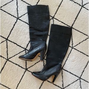 ALDO Black Leather heeled boots w/ anti slip grips -circa 2000’s